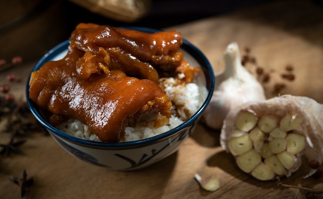 首波柴燒麥芽豬腳禮盒已全數售罄